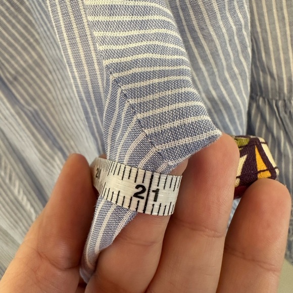 Lord & Taylor Embroidered Peasant Top Size Large - Picture 7 of 7